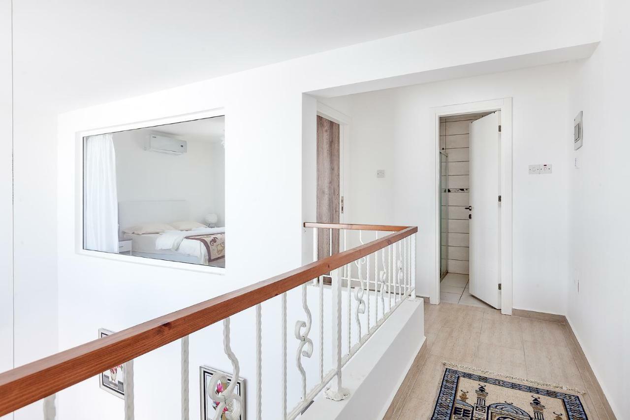 Seaview Selvi Village Apt Vasilia Екстериор снимка